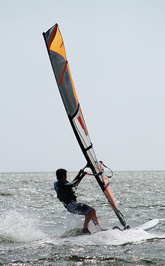 Windsurfer, Outerbanks, North Carolina, 2009. Image courtesy of Flickr user eskimo_jo.