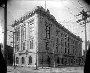 Photograph ca.1914 of the building that housed the State Library of North Carolina from then until 1969. Today the building at 1 E. Morgan Street in Raleigh houses the N.C. Court of Appeals. Image from the collection of the State Archives of N.C.