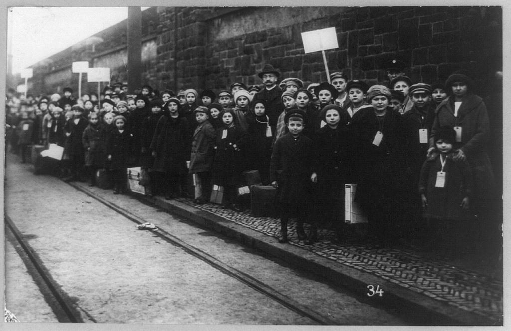 Strike in Lawrence, Massachusetts, with children posed on sidewalk