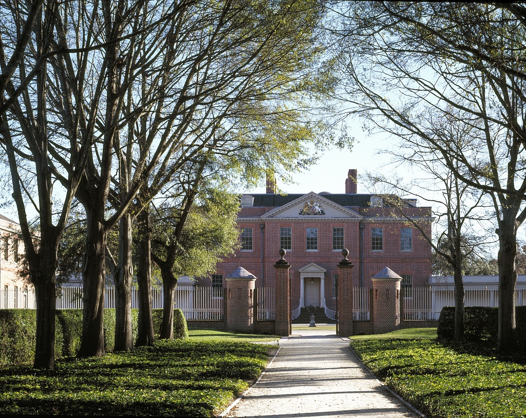 The palace built by Governor William Tryon in the 1760s stands in marked contrast to the homes of most backcountry settlers. Image from the Carol Highsmith Collection at the Library of Congress.