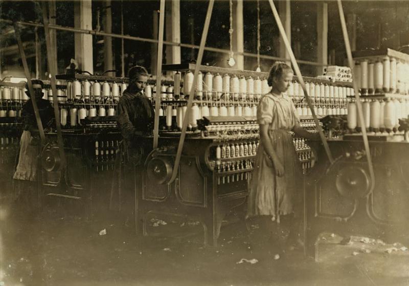 <img typeof="foaf:Image" src="http://statelibrarync.org/learnnc/sites/default/files/images/01549v.jpg" width="989" height="691" alt="Some of the larger spinners in Catawba Cotton Mills" title="Some of the larger spinners in Catawba Cotton Mills" />