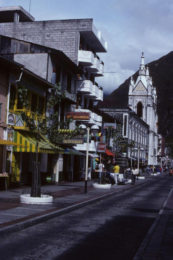 <img typeof="foaf:Image" src="http://statelibrarync.org/learnnc/sites/default/files/images/ecuador_112.jpg" width="682" height="1024" /> <img typeof="foaf:Image" src="http://statelibrarync.org/learnnc/sites/default/files/images/ecuador_112.jpg" width="682" height="1024" />