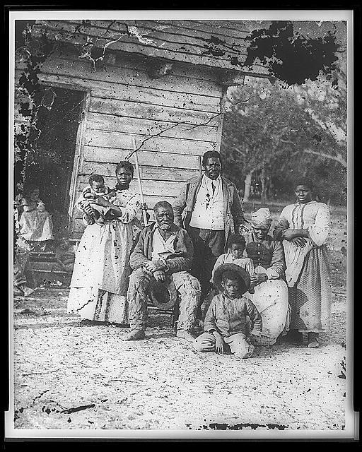 Family on Smith's Plantation Family on Smith's Plantation