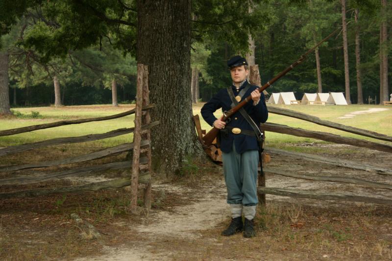 Union soldier standing picket