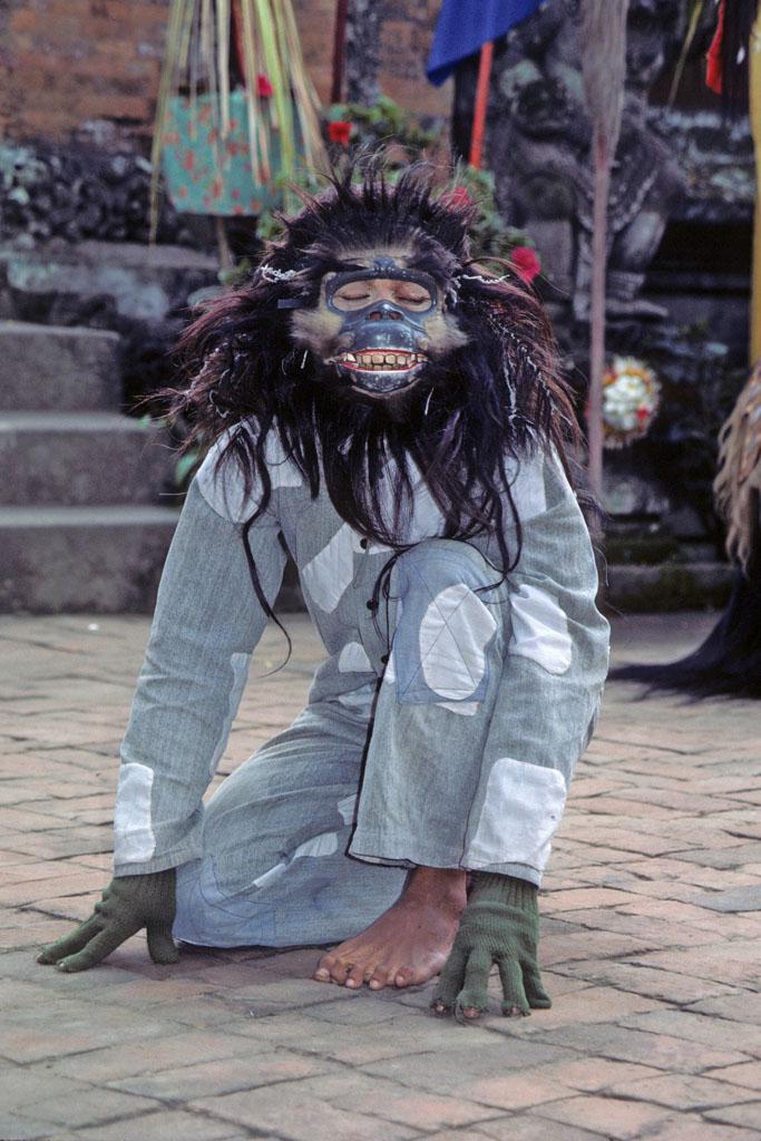 <img typeof="foaf:Image" src="http://statelibrarync.org/learnnc/sites/default/files/images/thai_rama_122.jpg" width="683" height="1024" alt="Masked monkey dancer performs at Batubulan Village in Bali" title="Masked monkey dancer performs at Batubulan Village in Bali" /> <img typeof="foaf:Image" src="http://statelibrarync.org/learnnc/sites/default/files/images/thai_rama_122.jpg" width="683" height="1024" alt="Masked monkey dancer performs at Batubulan Village in Bali" title="Masked monkey dancer performs at Batubulan Village in Bali" />