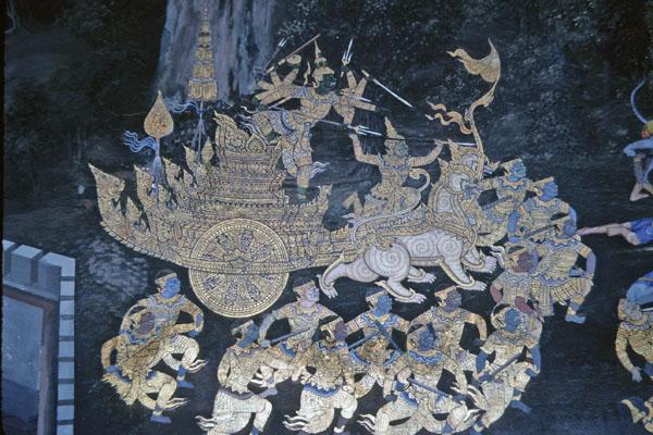 <img typeof="foaf:Image" src="http://statelibrarync.org/learnnc/sites/default/files/images/thai_rama_165.jpg" width="600" height="400" alt="Ravana arrives on golden chariot to fight" title="Ravana arrives on golden chariot to fight" />