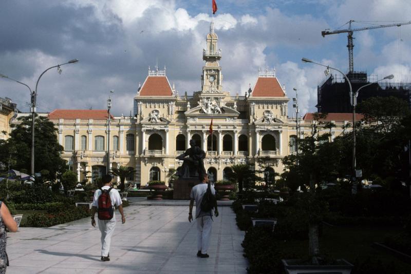 <img typeof="foaf:Image" src="http://statelibrarync.org/learnnc/sites/default/files/images/vietnam_050.jpg" width="1024" height="683" alt="French colonial era city hall, Ho Chi Minh City" title="French colonial era city hall, Ho Chi Minh City" />