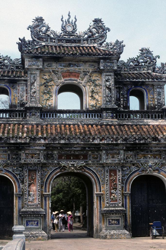 <img typeof="foaf:Image" src="http://statelibrarync.org/learnnc/sites/default/files/images/vietnam_095.jpg" width="683" height="1024" alt="Ornately carved and painted Women's Gate into the Imperial City at Hue" title="Ornately carved and painted Women's Gate into the Imperial City at Hue" />