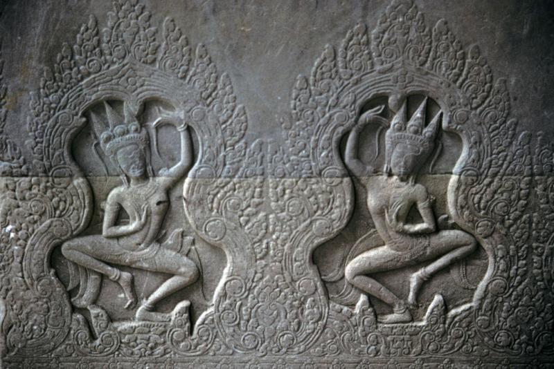 <img typeof="foaf:Image" src="http://statelibrarync.org/learnnc/sites/default/files/images/vietnam_213.jpg" width="1024" height="683" alt="Angkor Wat carvings" title="Angkor Wat carvings" />