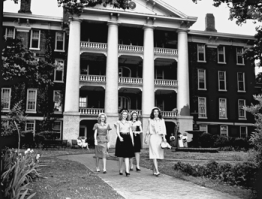 Students take a spring stroll at Peace College, 1947. Courtesy of North Carolina Office of Archives and History, Raleigh.