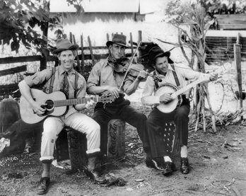 Arthur Smith (right) with the Dixie Liners, ca. 1938. John Edwards Memorial Collection, Southern Folklife Collection, Wilson Library, UNC-Chapel Hill.