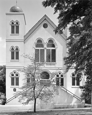 Wilmington's Temple of Israel, the oldest synagogue in North Carolina. Photograph by Tim Buchman. Courtesy of Preservation North Carolina.