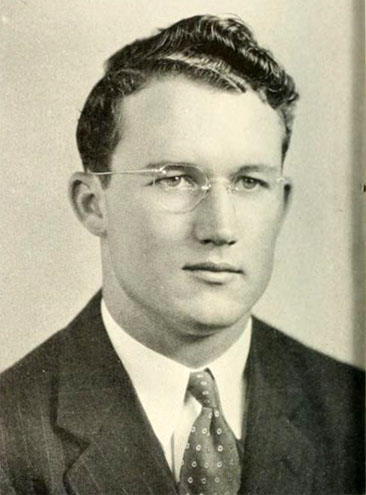 Senior portrait of David Alexander McLean, from the Davidson College yearbook <i>Quips and Cranks.</i>  Published 1940, Senior Class Publication of Davidson College, [Davidson, N.C.].  Used by permission, E. H. Little Library, Davidson College. 