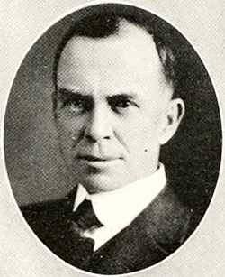 A photograph of professor C. Chilton Pearson from the 1921 Wake Forest College yearbook, The Howler. Image from DigitalNC / Wake Forest University.