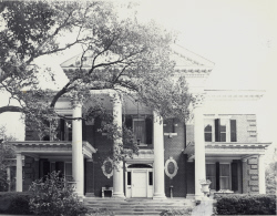 Above, Kenan House circa 1968. Courtesy of UNCW Archives. 