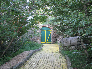 Door to the Land of Oz. Image courtesy of Flickr user _Rockinfree. 