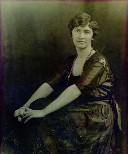 Gertrude Dills McKee. Image courtesy of Digital Heritage.