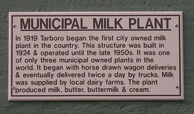 Municipal Milk Plant Marker  Tarboro, North Carolina, 2010. Image courtsy of Flickr user Jimmy Emerson. 