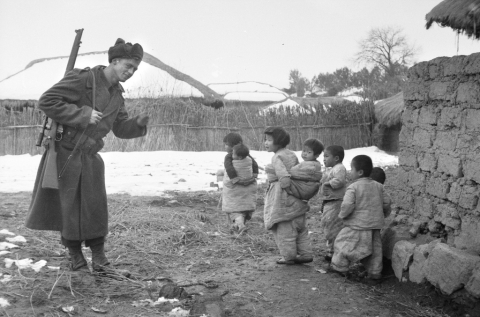 Australian soldier in Korea, 1951