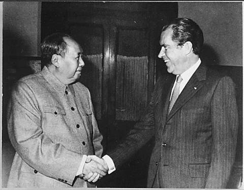 Media item: Nixon and Mao | NCpedia