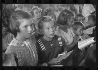 Sunday school, Penderlea Homesteads, North Carolina, 1937. Photographed by Shahn, Ben, 1898-1969. Image courtesy of Library of Congress.