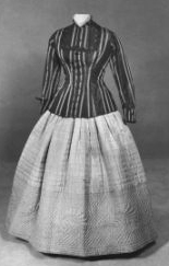 old fashioned women's clothing